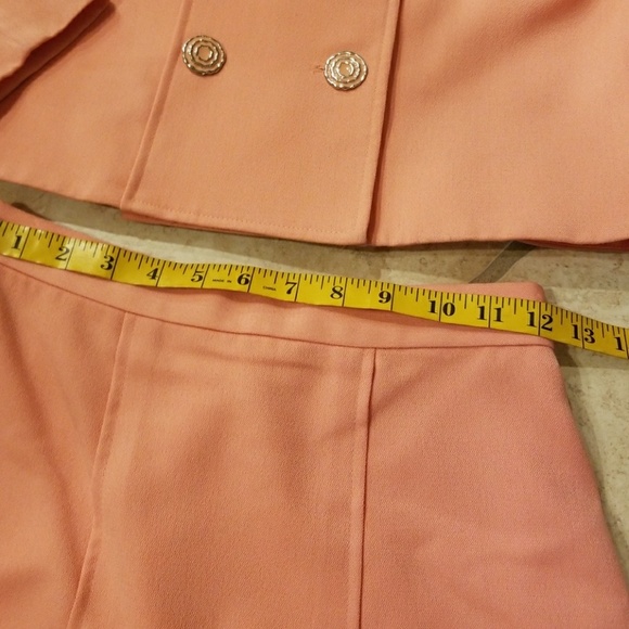 Kelly Graham skirt and blazer - Picture 4 of 8